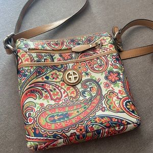 Great Condition crossbody purse